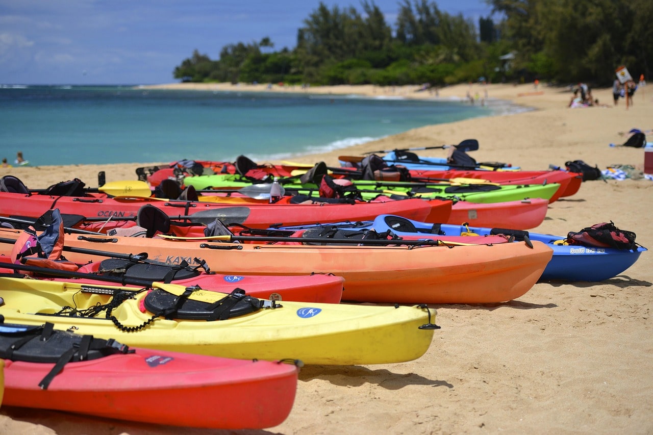 kayak sur la plage à nice